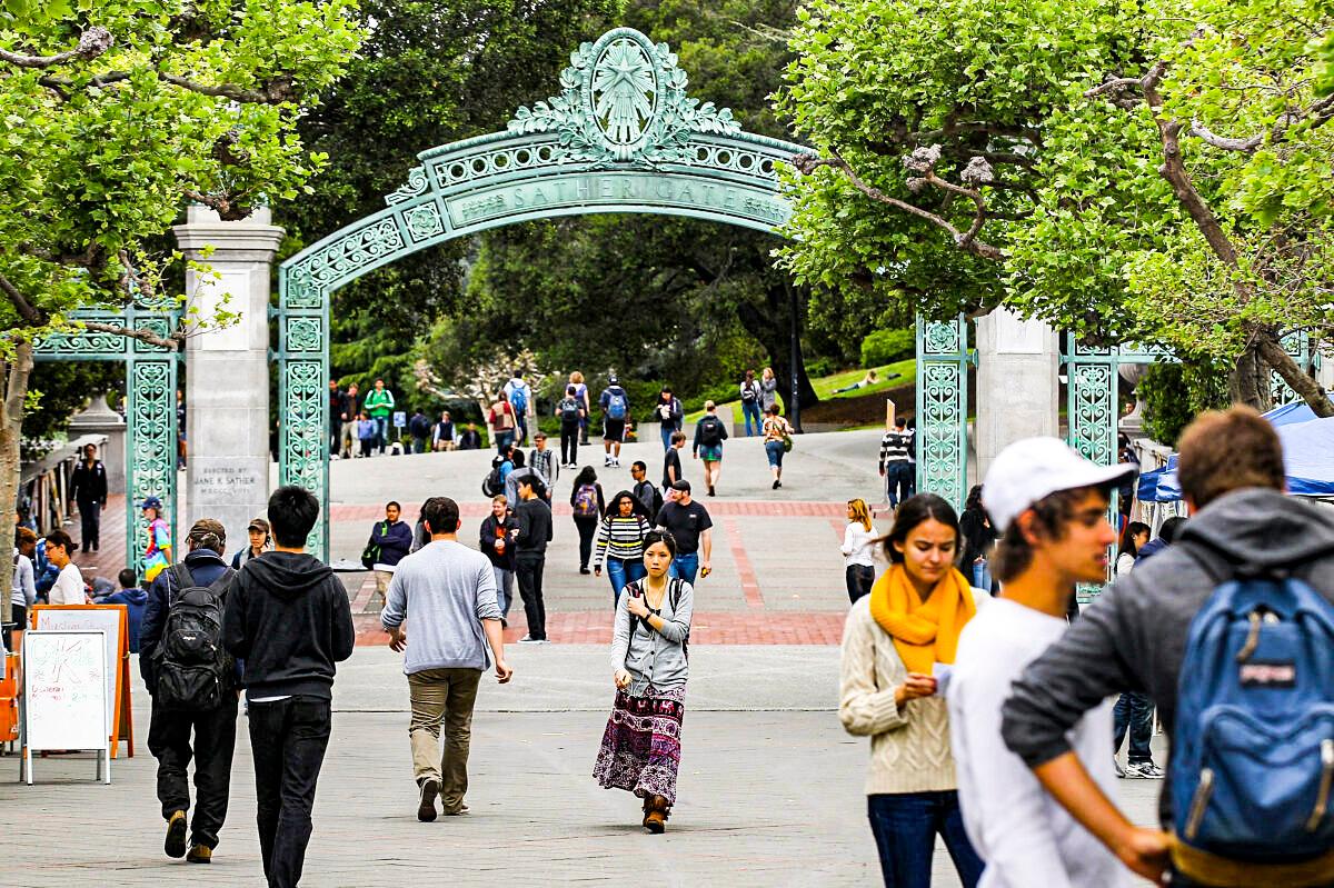UC Says the Majority of Its Undergraduate Students Graduate Debt Free