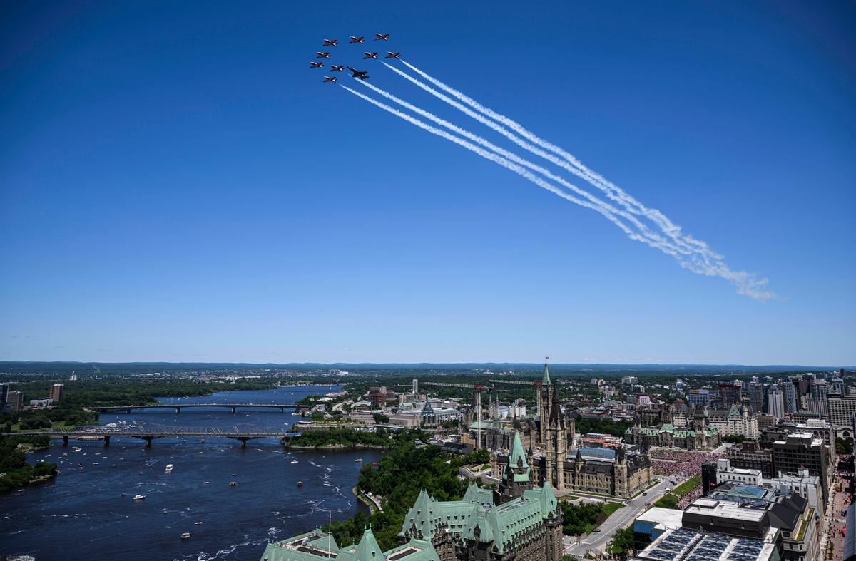 Canadian, American Air Forces to Conduct Joint Flypast in Ottawa for Fourth of July