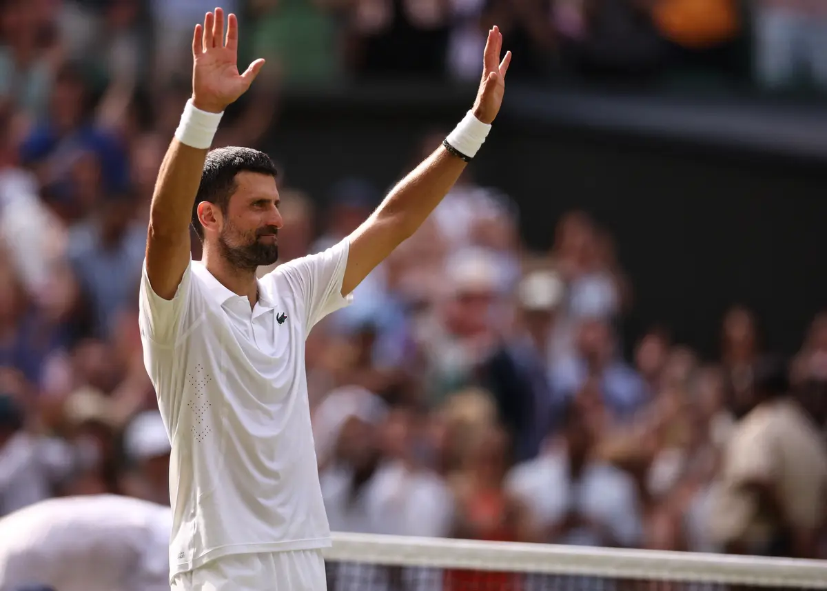 Novak Djokovic Breaks Federer’s Wimbledon Match-Win Record in ‘Ugly’ Fourth Round Victory