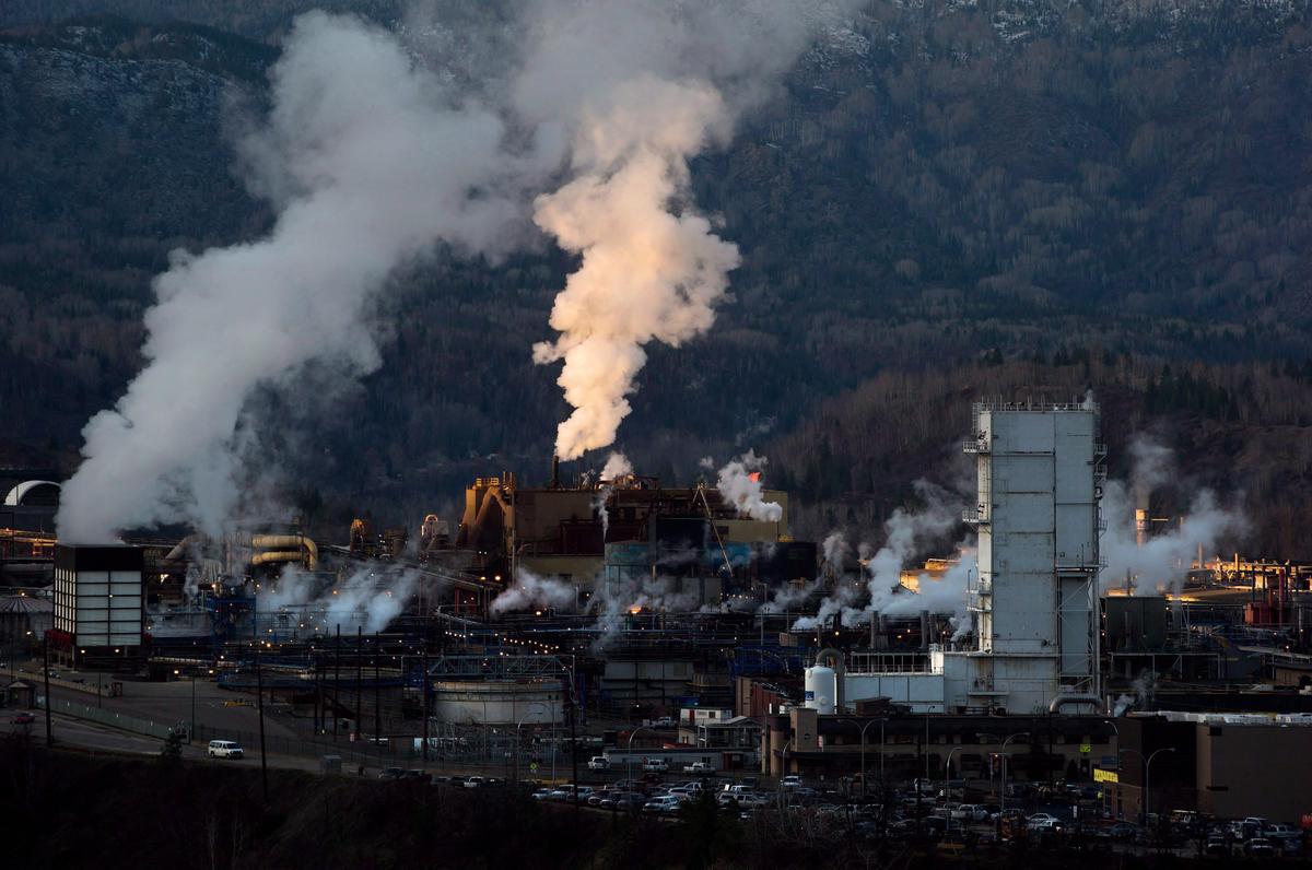 Ottawa to Invest up to $400 Million in Teck Critical Minerals Smelter in BC