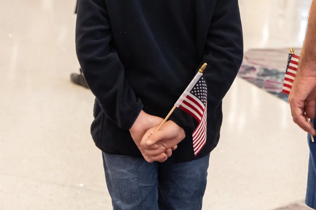 FreedomFest Participants Celebrate US Flag’s Deeper Meaning