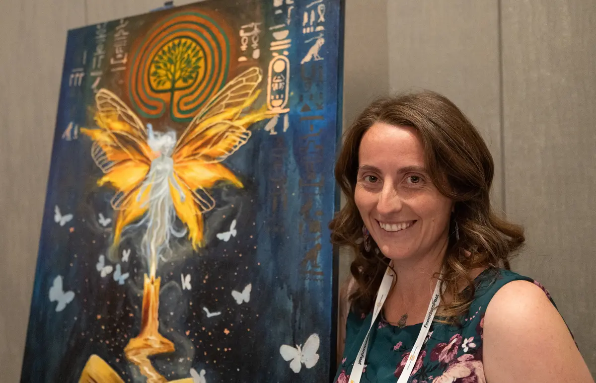 Artist ‘Ohna’ from Utah displays her artwork at FreedomFest in Las Vegas on July 8, 2026. (John Fredricks/The Epoch Times)