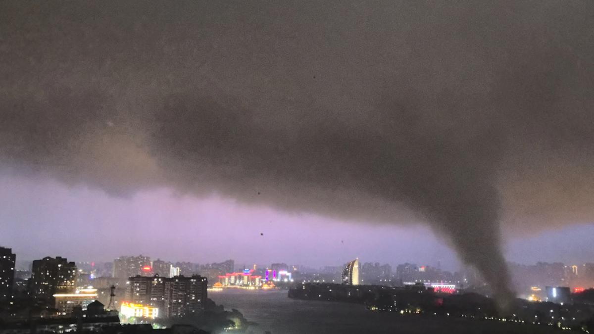 Rare EF2 Tornado Tears Through City in China’s Hubei, Killing 11 and Throwing Trucks 100 Feet