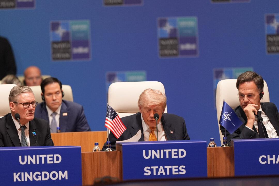 Rutte Says Trump Fully Committed to NATO, Likens Critical Comments to ‘Family Argument’