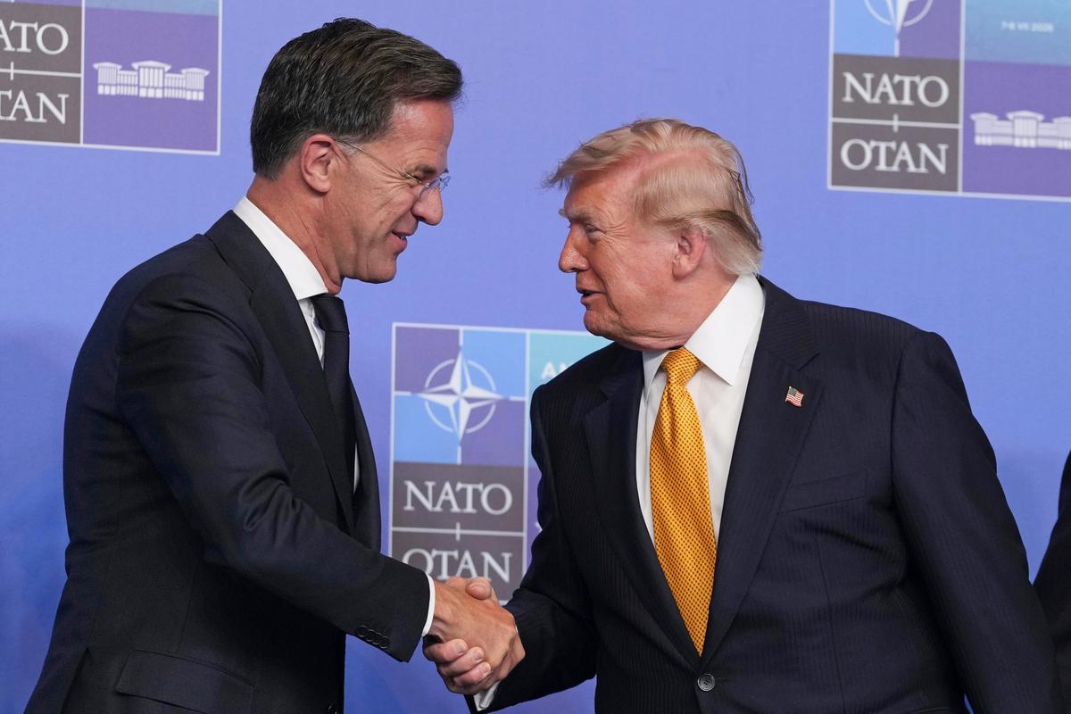 Rutte Says Trump Fully Committed to NATO, Likens Critical Comments to ‘Family Argument’