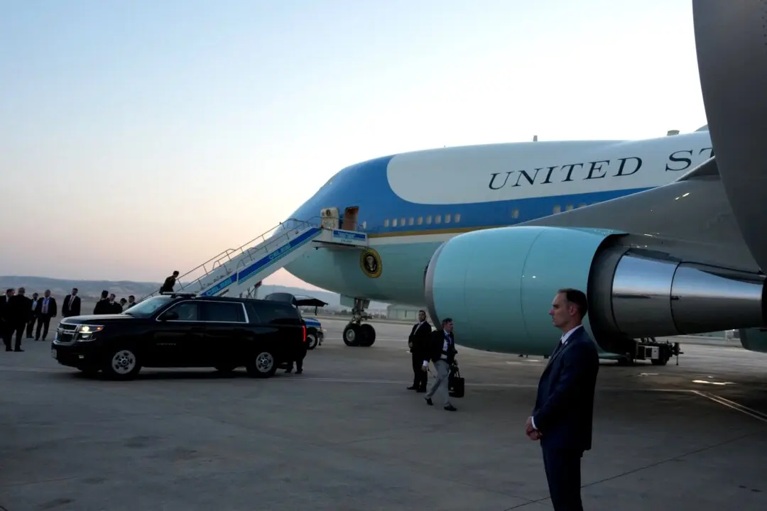Trump Took Old Air Force One to Leave Turkey as Security Measure: White House
