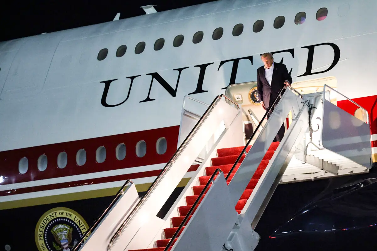 President Donald Trump arrives at Joint Base Andrews in Washington, on July 9, 2026, after transferring from the previous Air Force One aircraft to the new Air Force One during a stop at RAF Mildenhall Air Force Base in the UK, following his visit to Ankara, Turkey, for the NATO summit. (Win McNamee/Getty Images)