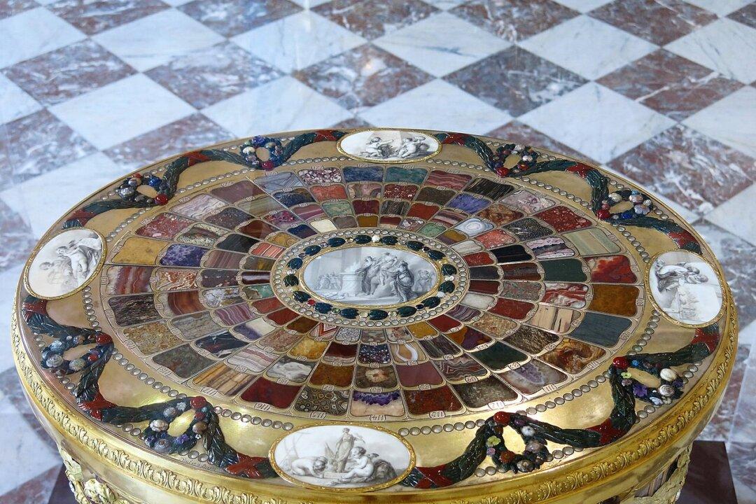 Behold the Beauty: A Goldsmith’s Often Diplomatic, Geological Masterpieces