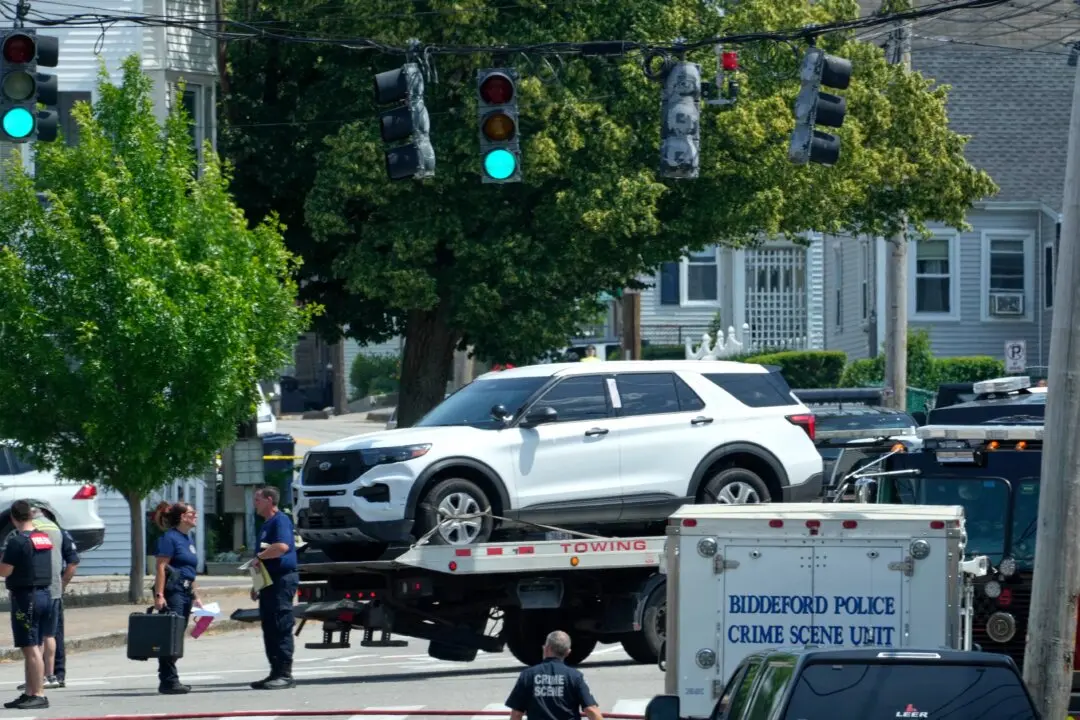 1 Killed in Alleged ICE-Involved Shooting in Maine