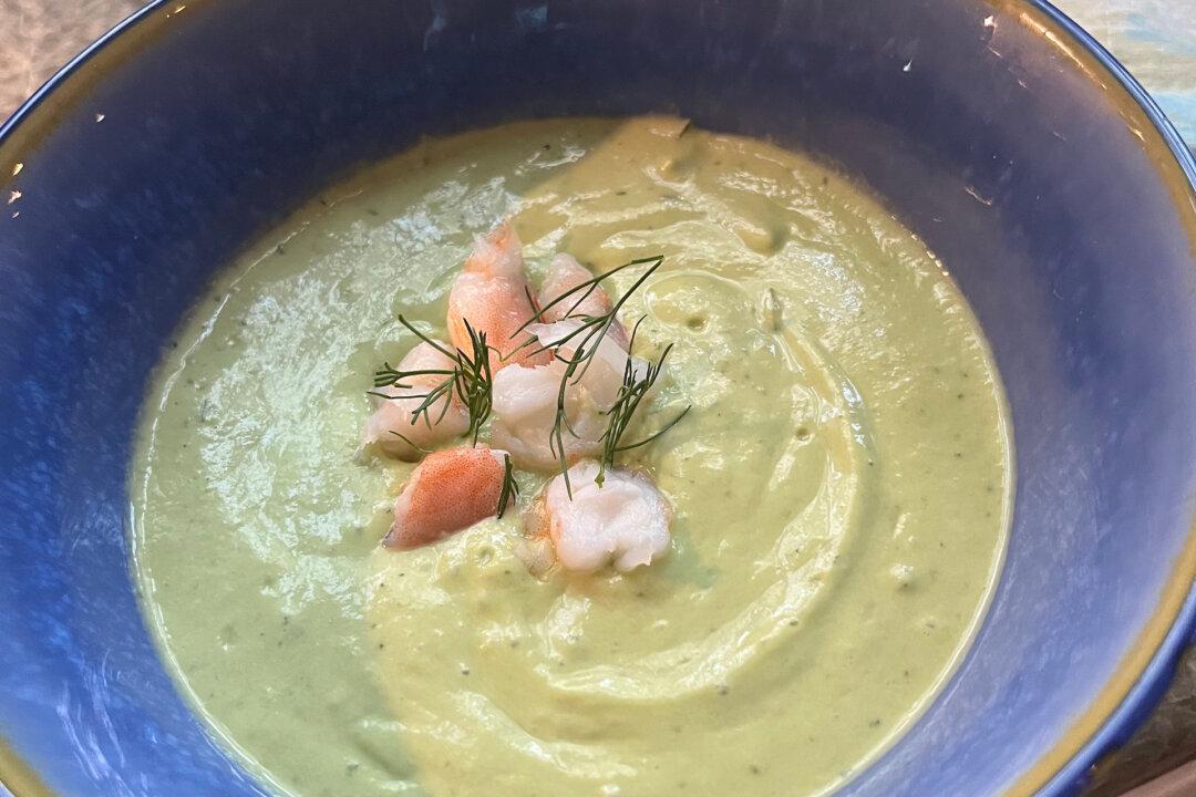 Cool Down in Hot Temps With a No-cook Soup