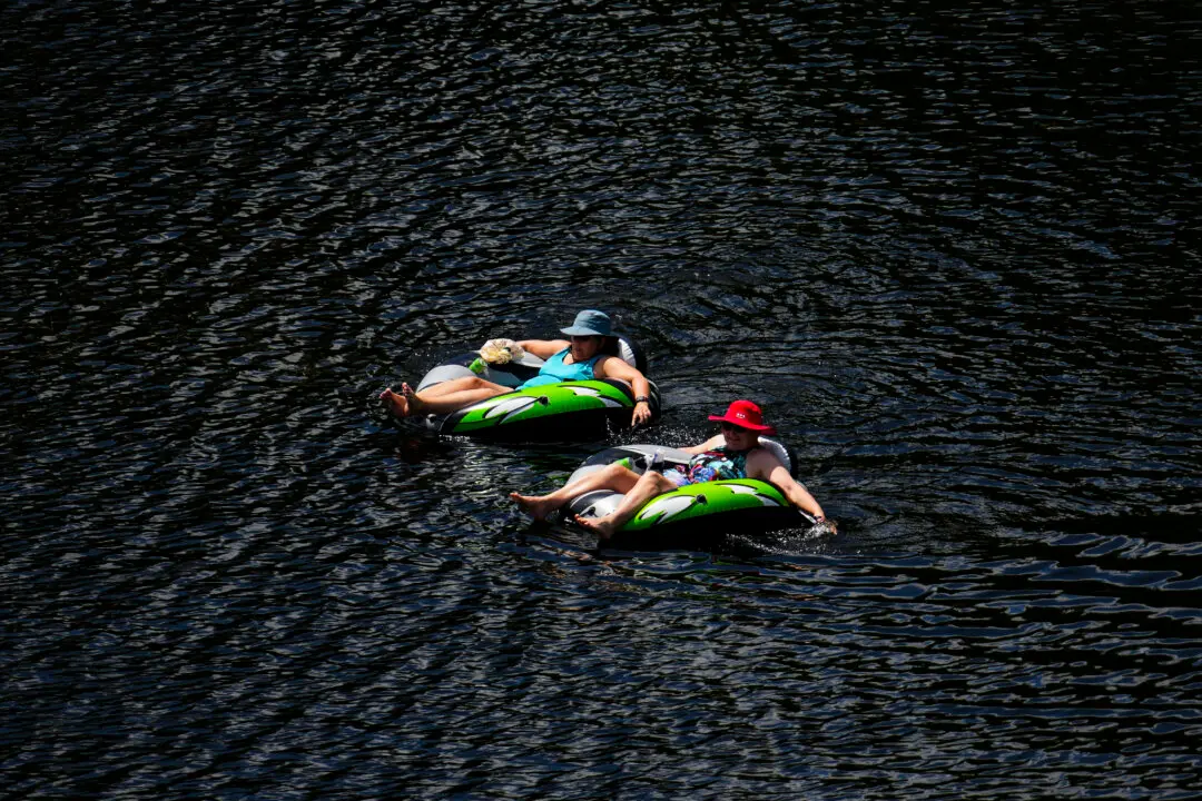 Heat Wave Gripping Ontario Set to Reach Peak as Temperatures Even out in Manitoba