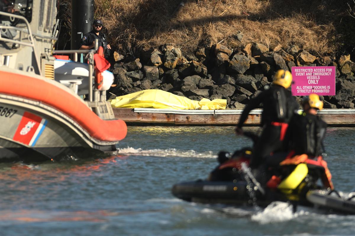 1 Dead, 2 Missing After Boat Sinks Near Alcatraz Island Off San Francisco