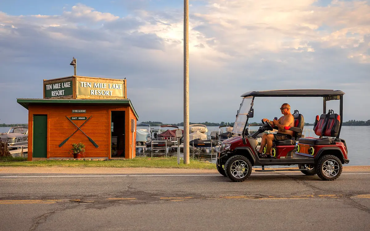 In Minnesota’s Dwindling Mom-and-Pop Resort Culture, Ten Mile Lake Keeps It in the Family