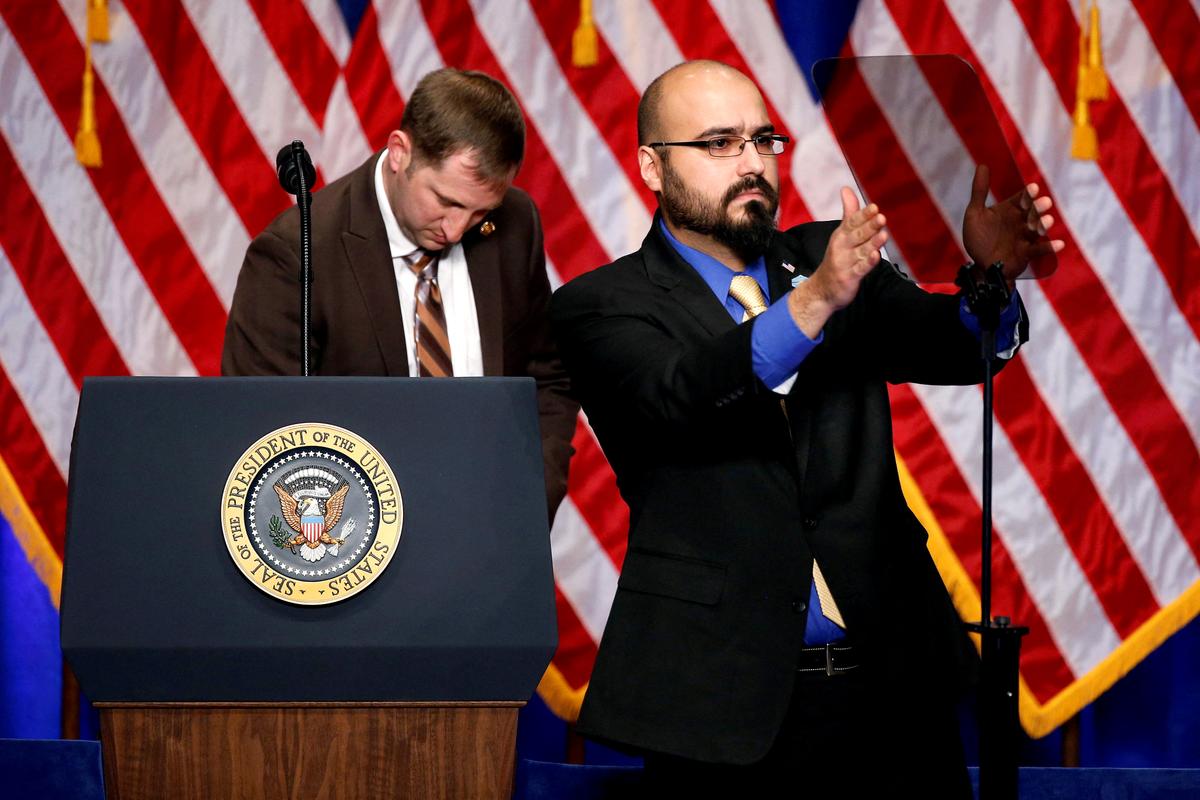 Trump’s Teleprompter Operator Put on Leave for Allegedly Betting on Speeches