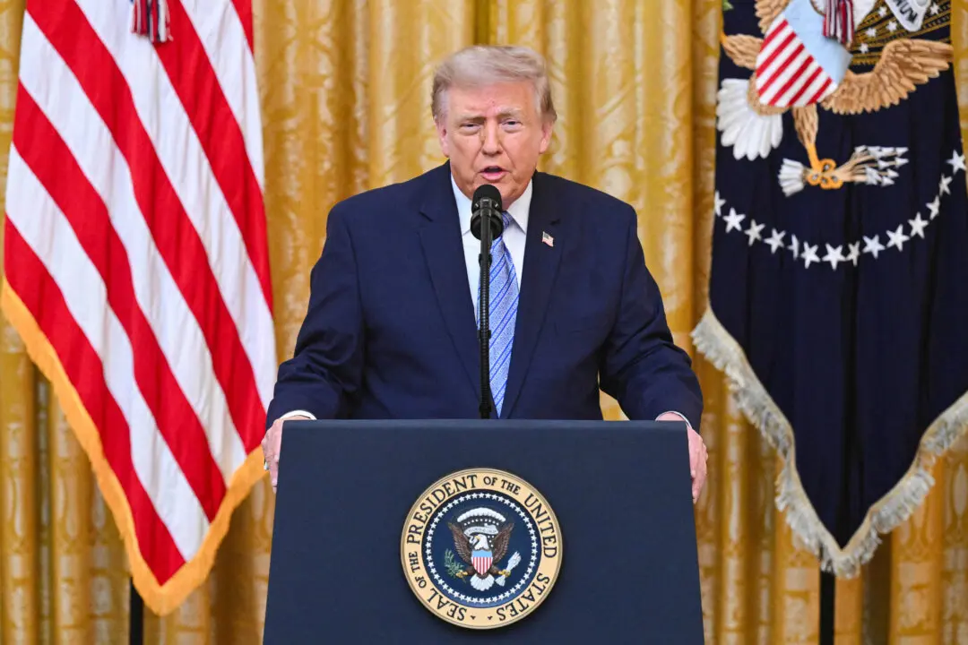 Trump Wants Broadcast Licenses of Networks That Didn’t Air His Speech Revoked