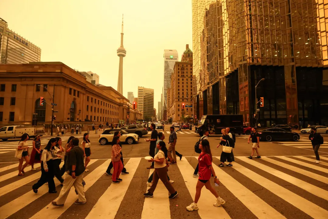 Week in Photos: Forest Fires, Trump Address, and Tour de France