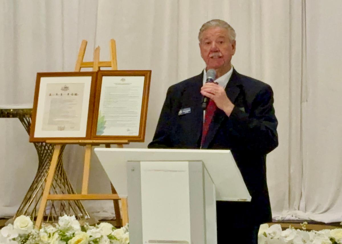 Retired chief inspector Gary Raymond speaks at the Unchained Rescue Banquet aimed at raising funds to combat child trafficking held in Sydney, Australia on July 18, 2026. (Epoch Times)