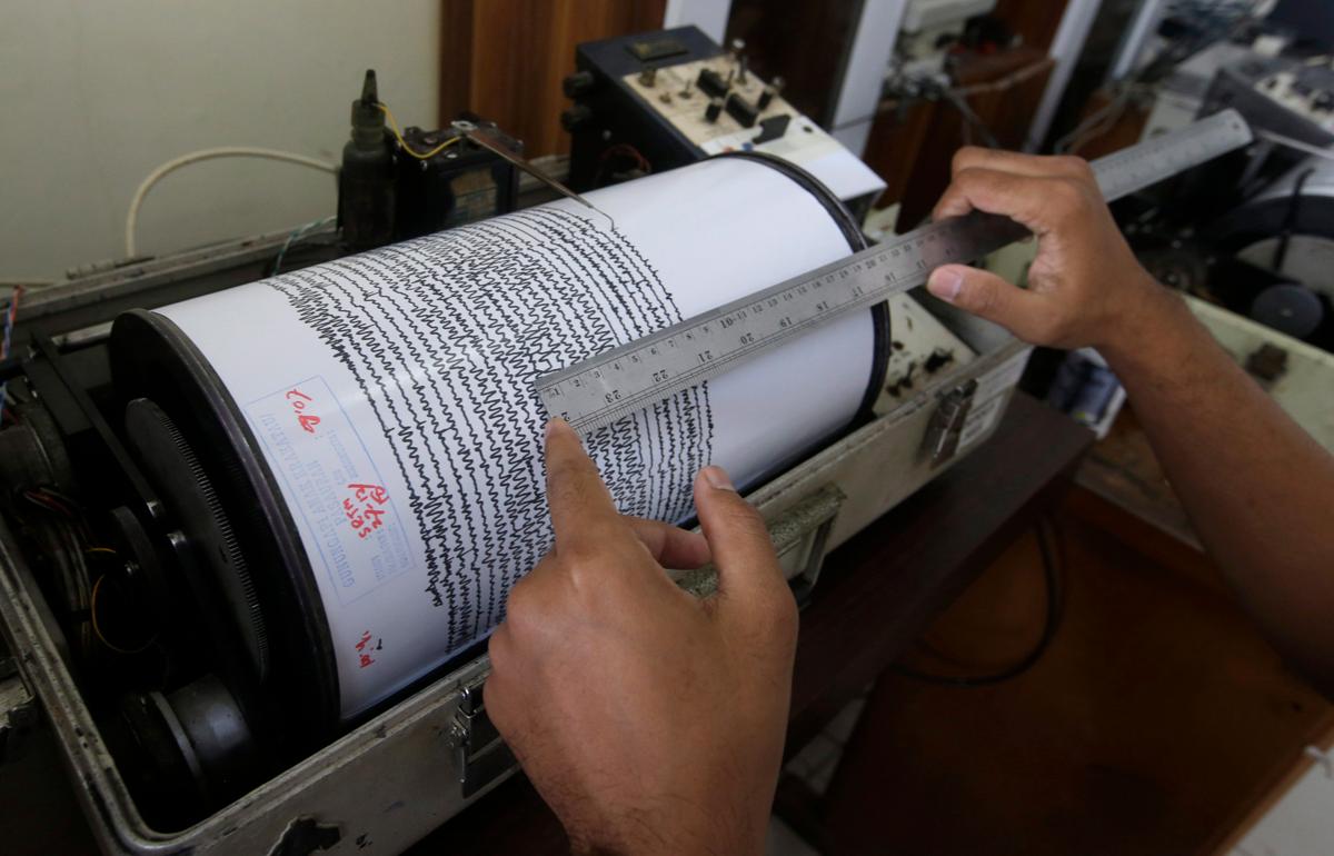 Magnitude 5.6 Earthquake Rumbles Off BC Coast West of Vancouver Island
