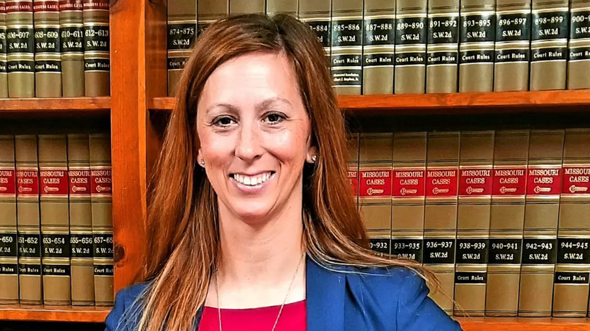 Missouri Prosecutor Removed After Alleged Affair With Illegal Immigrant Facing Sexual Assault Charges by Her Office