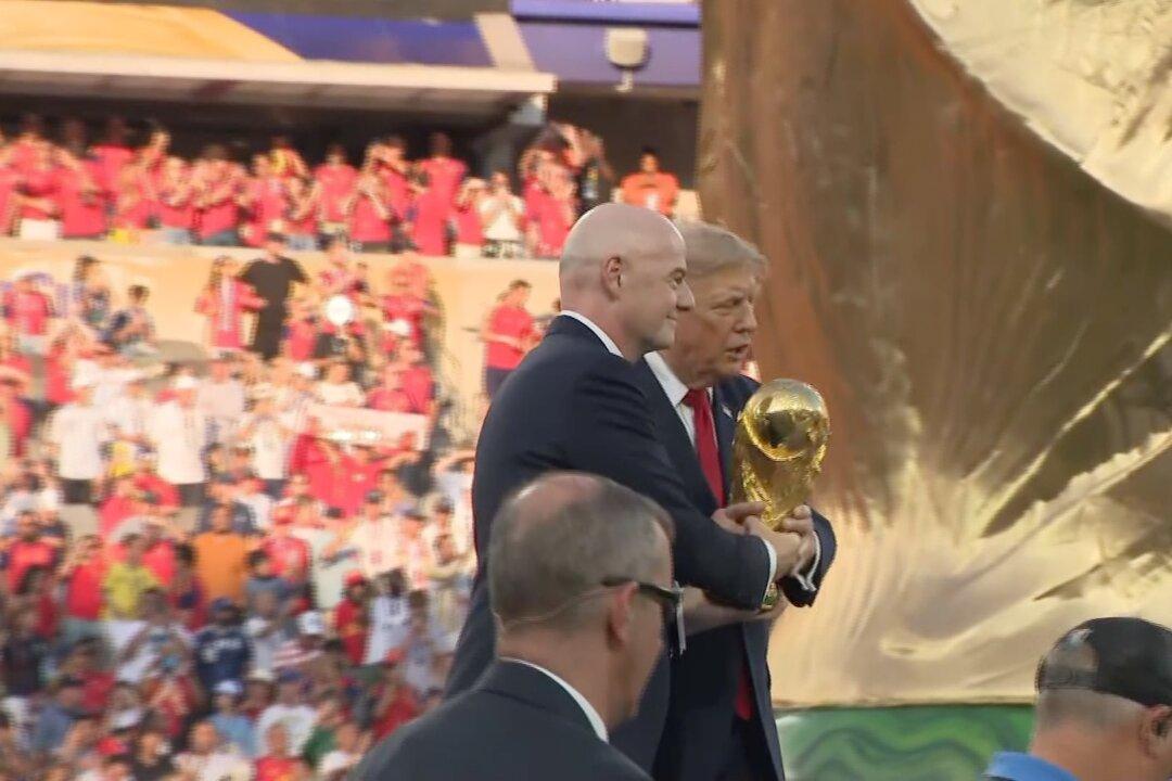 Trump Presents World Cup Trophy to Spain at New Jersey Final
