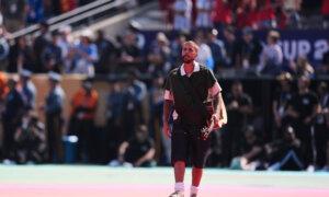 Justin Bieber’s ‘Hallelujah’ World Cup Show Comes as More Young Men Turn to Religion