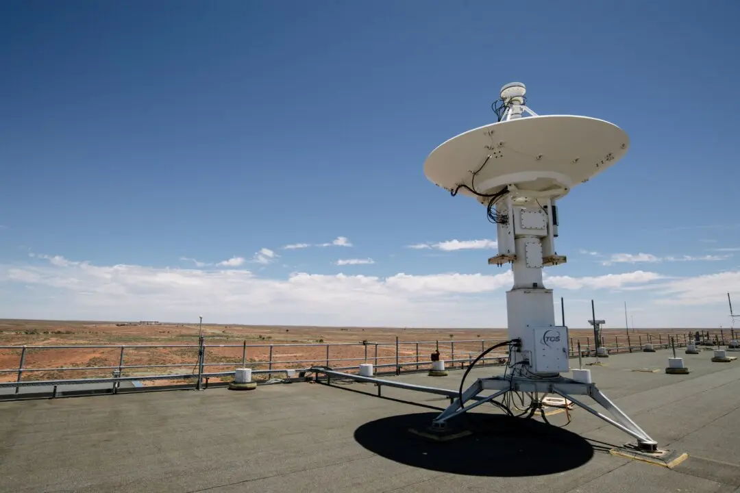 Why This Astronomer Would Settle for UFO Funding