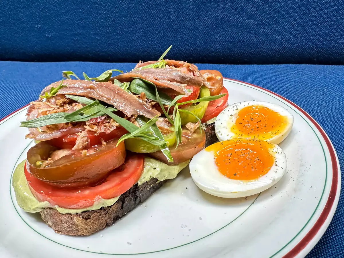 The tomato toast at Florian. (Bill Addison/Los Angeles Times/TNS)