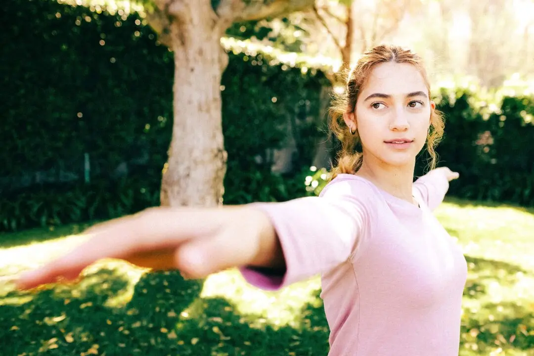3 Exercises to Train Your Fascia Strength, Ease Back Strain, and Help Prevent Falls