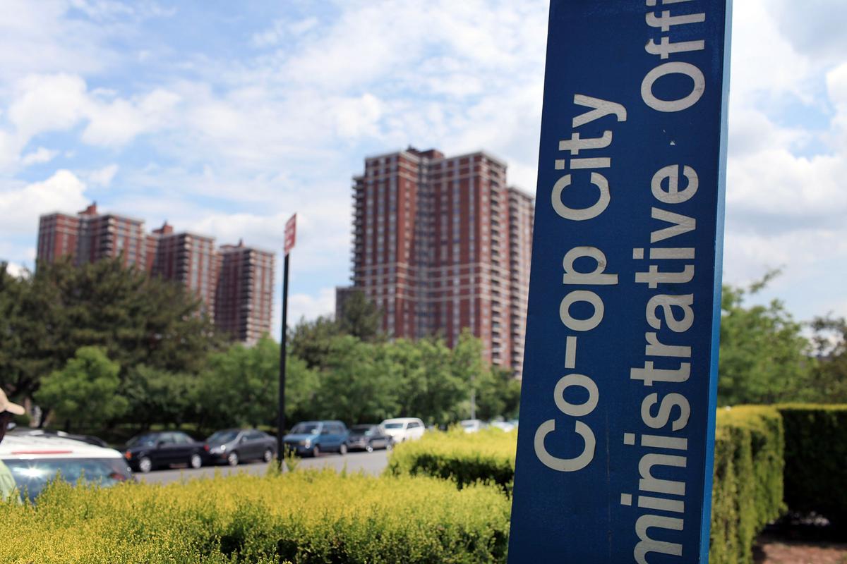 A view of residential buildings at Co-op City in New York City on June 1, 2010. (Spencer Platt/Getty Images)