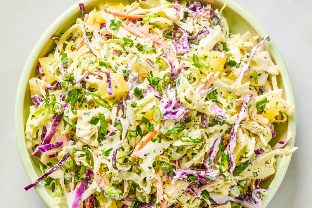 This Clever Grocery Store Shortcut Jazzes up Bagged Cole Slaw