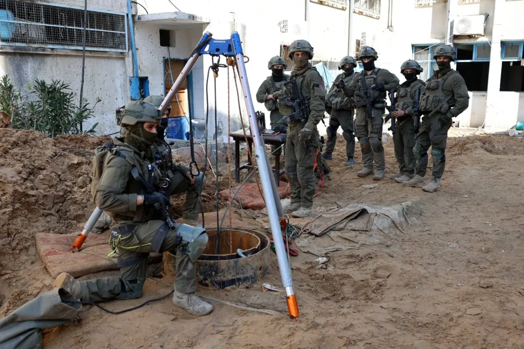 Israel to Scale Back Gaza Strikes to Give Trump’s Hamas Disarmament Plan a Chance