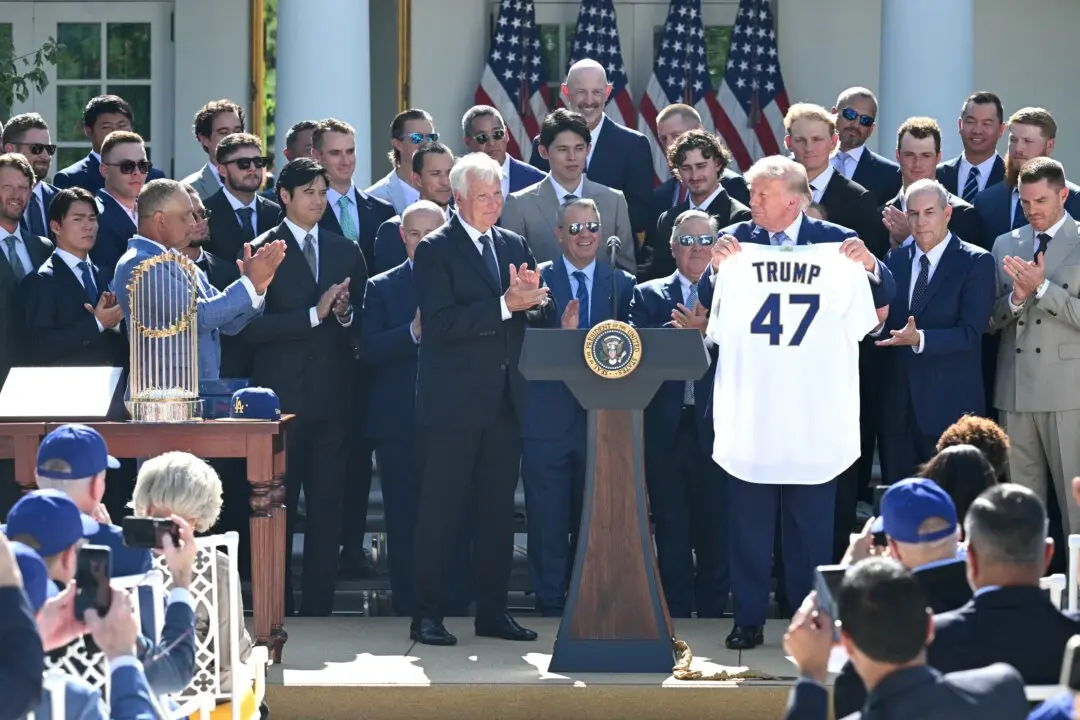 Trump Welcomes World Series Champion Los Angeles Dodgers to White House