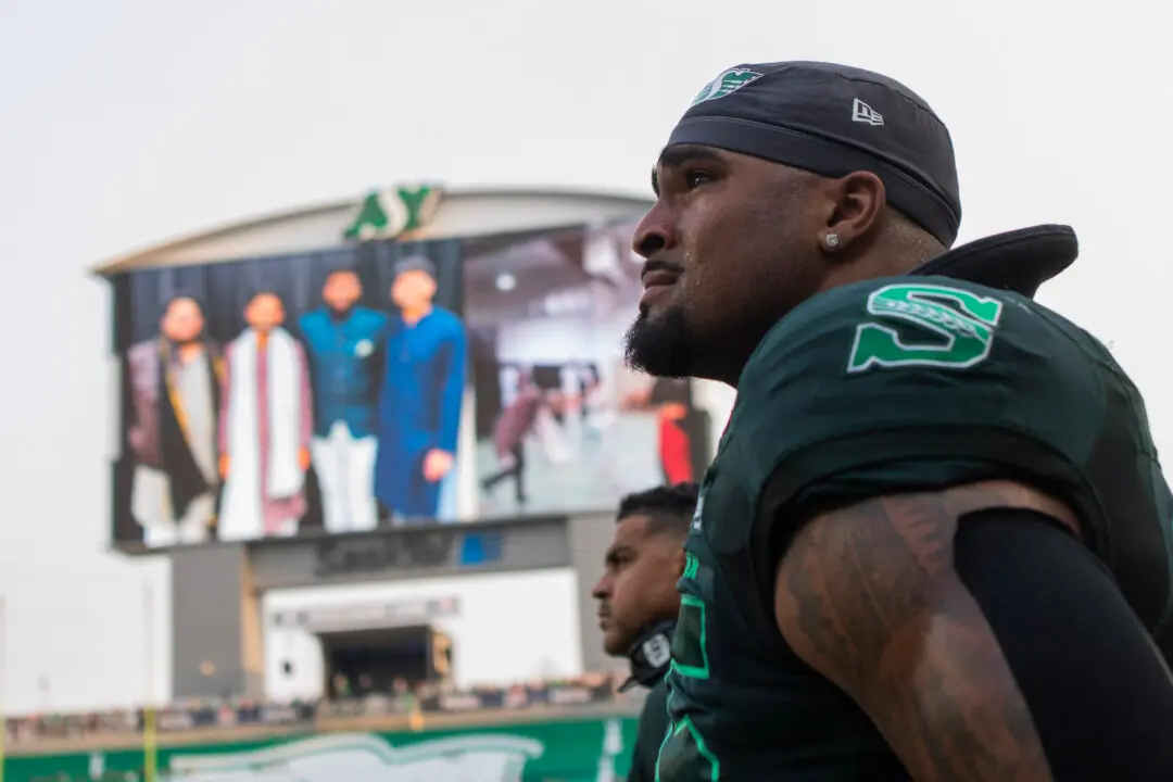 Saskatchewan Roughrider Fans Pay Tribute to Player and Man Killed in Crash