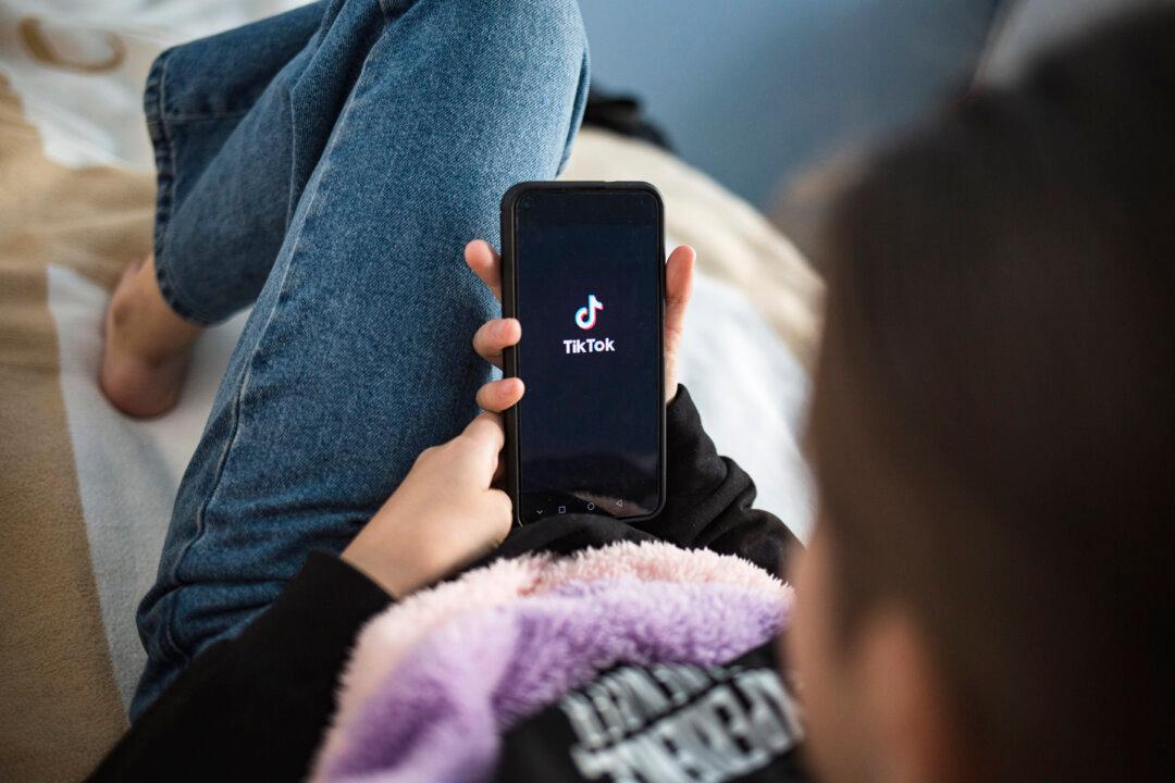 Fifth Circuit Blocks Key Part of Texas Social Media Law Aimed at Protecting Minors