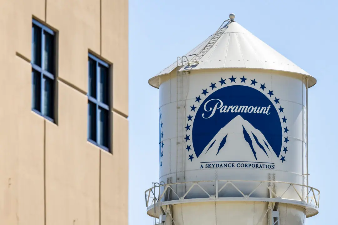 Paramount Agrees to Delay Warner Bros. Discovery Buyout For Months