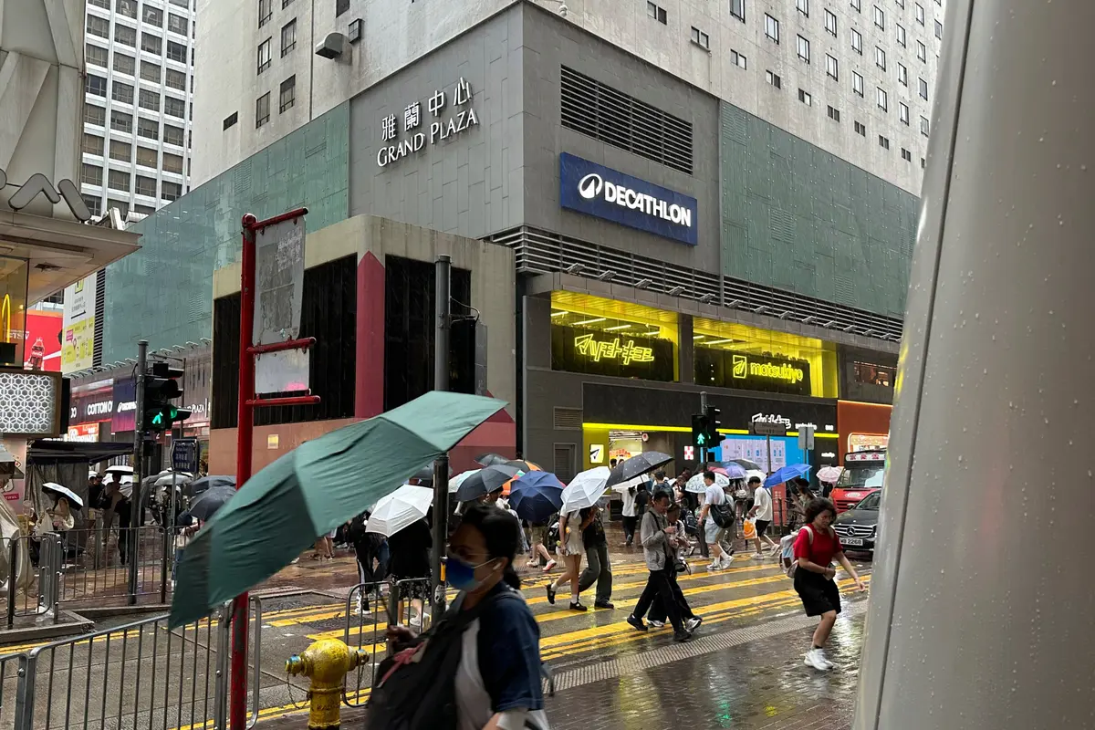 Southern China on High Alert for Typhoon Noul, With Over 340,000 Evacuated and Flights Canceled