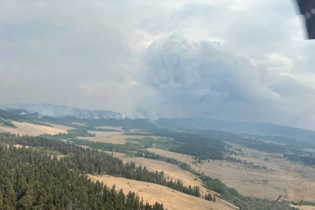 Wildfires Merge, Cross Highway 97 North of Clinton, BC
