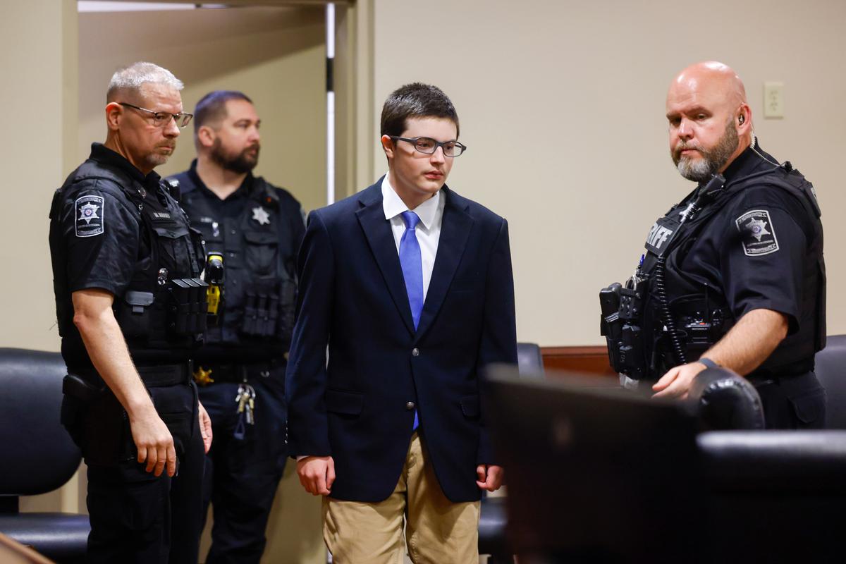 Teen Pleads Guilty to Murder in 2024 Shooting That Left 4 Dead at Georgia’s Apalachee High School