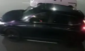 Toronto Police Release Photo of Vehicle Sought in Jewish Bakery Shootings