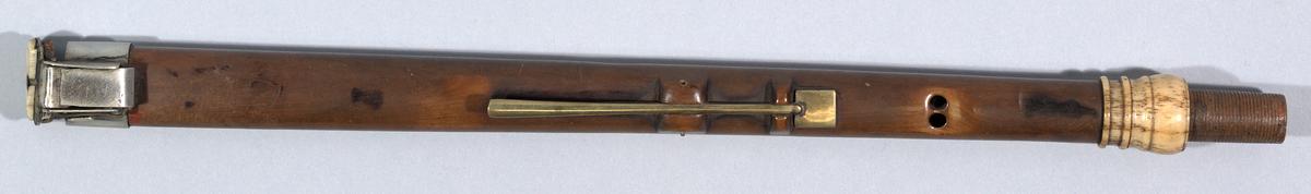 Union Bagpipe (Irish Bagpipe Double Chanter) by Michael Egan, 1845. Library of Congress. (Public Domain)