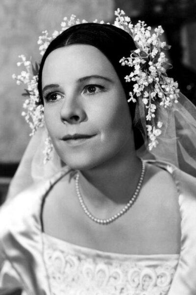 Mary Todd (Ruth Gordon), in “Abe Lincoln in Illinois." (RKO Radio Pictures)