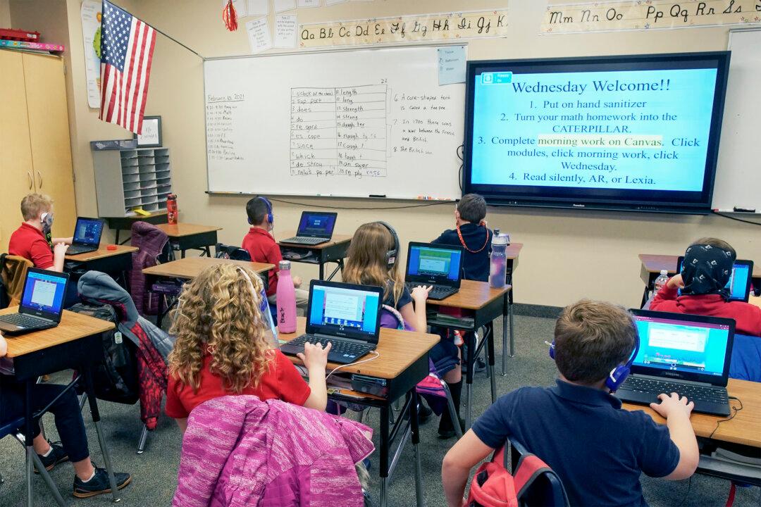 More States Move to Limit Screens in Schools Ahead of New School Year