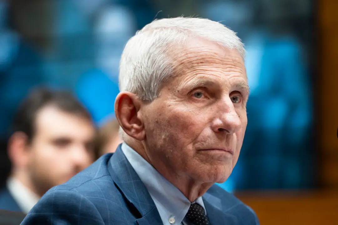 Anthony Fauci Invokes Fifth Amendment, Refuses to Answer Questions