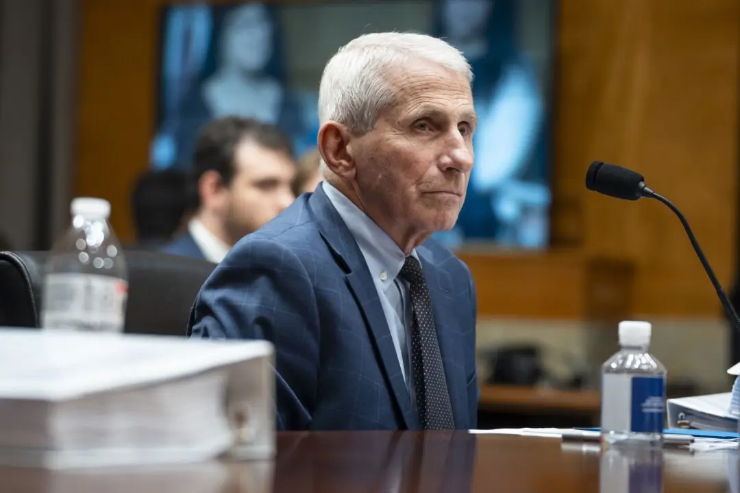 Anthony Fauci Invokes Fifth Amendment, Refuses to Answer Questions