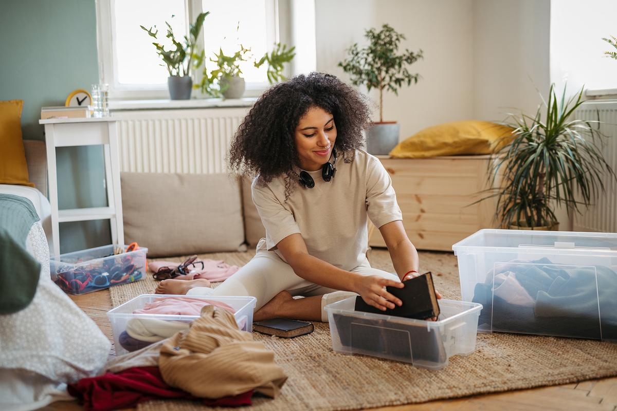 Decluttering creates more peace of mind and makes homes easier to maintain. (Halfpoint/Shutterstock)