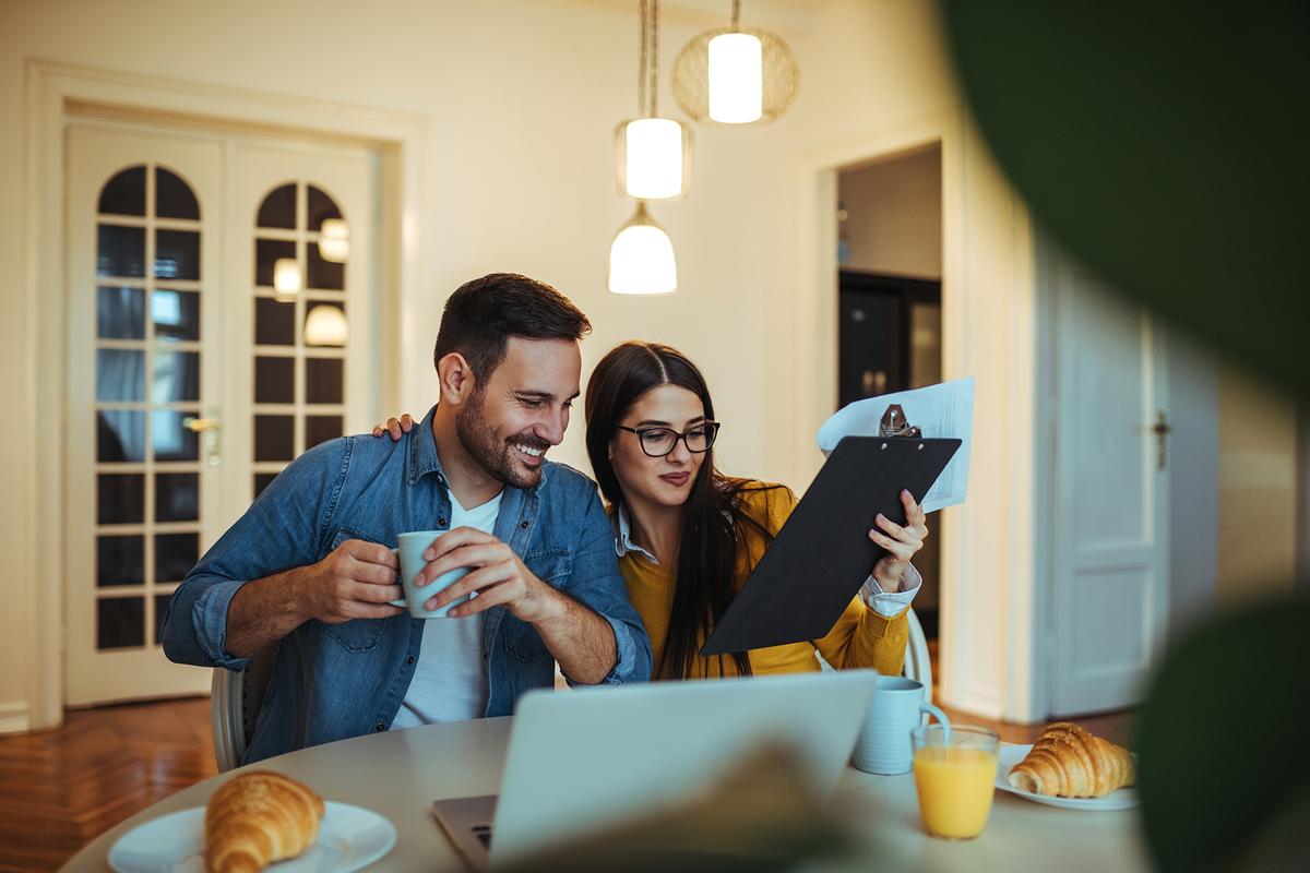 Coordinating schedules ahead of time reduces stress by helping family members understand upcoming commitments and responsibilities. (bernardbodo/Getty Images)