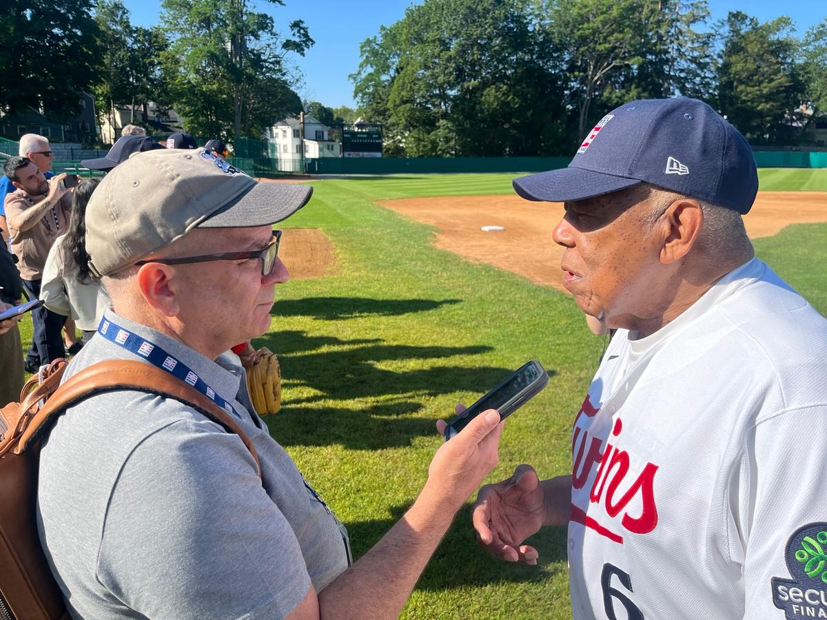 Donald Laible is interviewing Hall of Famer Tony Oliva. (Courtesy of Donald Laible)