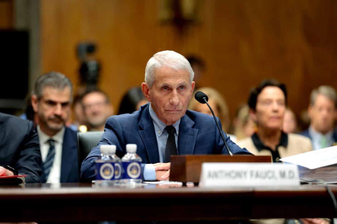 Fauci Invokes Fifth Amendment, Declines to Answer at Senate COVID Hearing