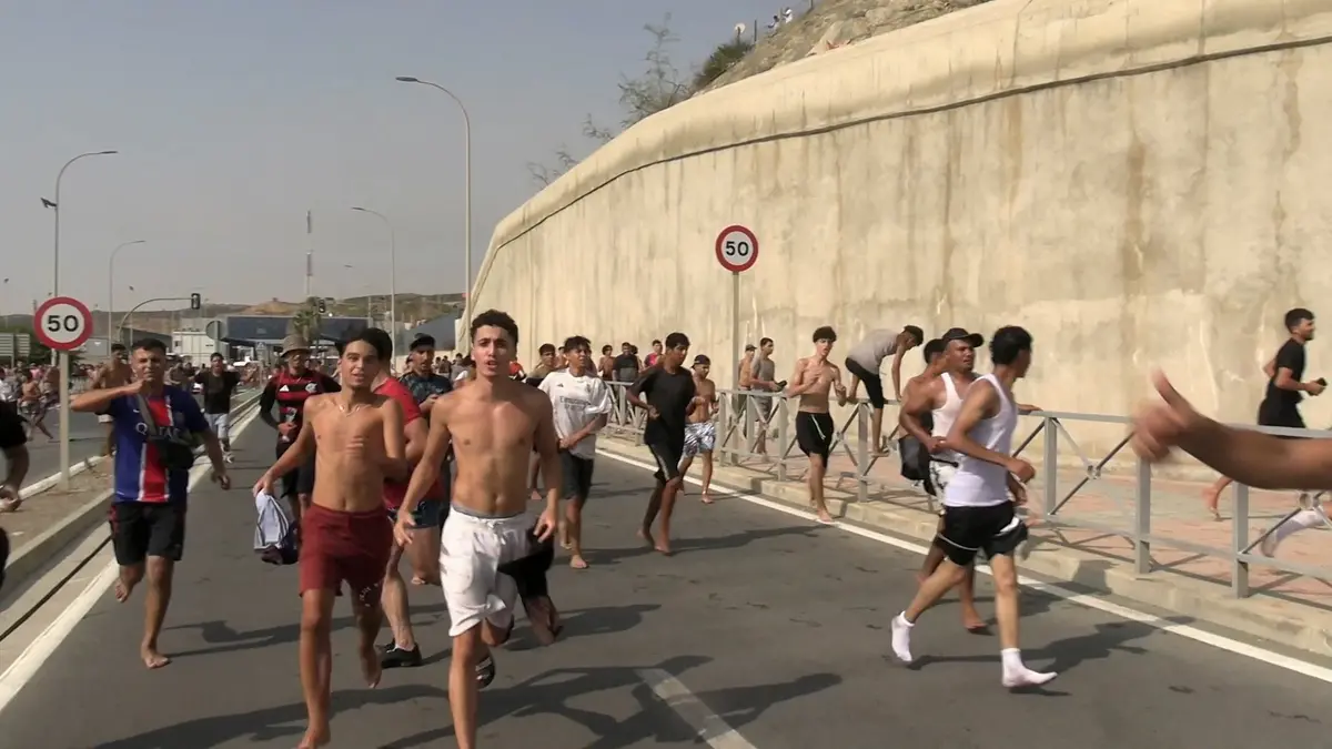 Thousands of Illegal Immigrants Breach Morocco’s Border With Spanish Enclave of Ceuta