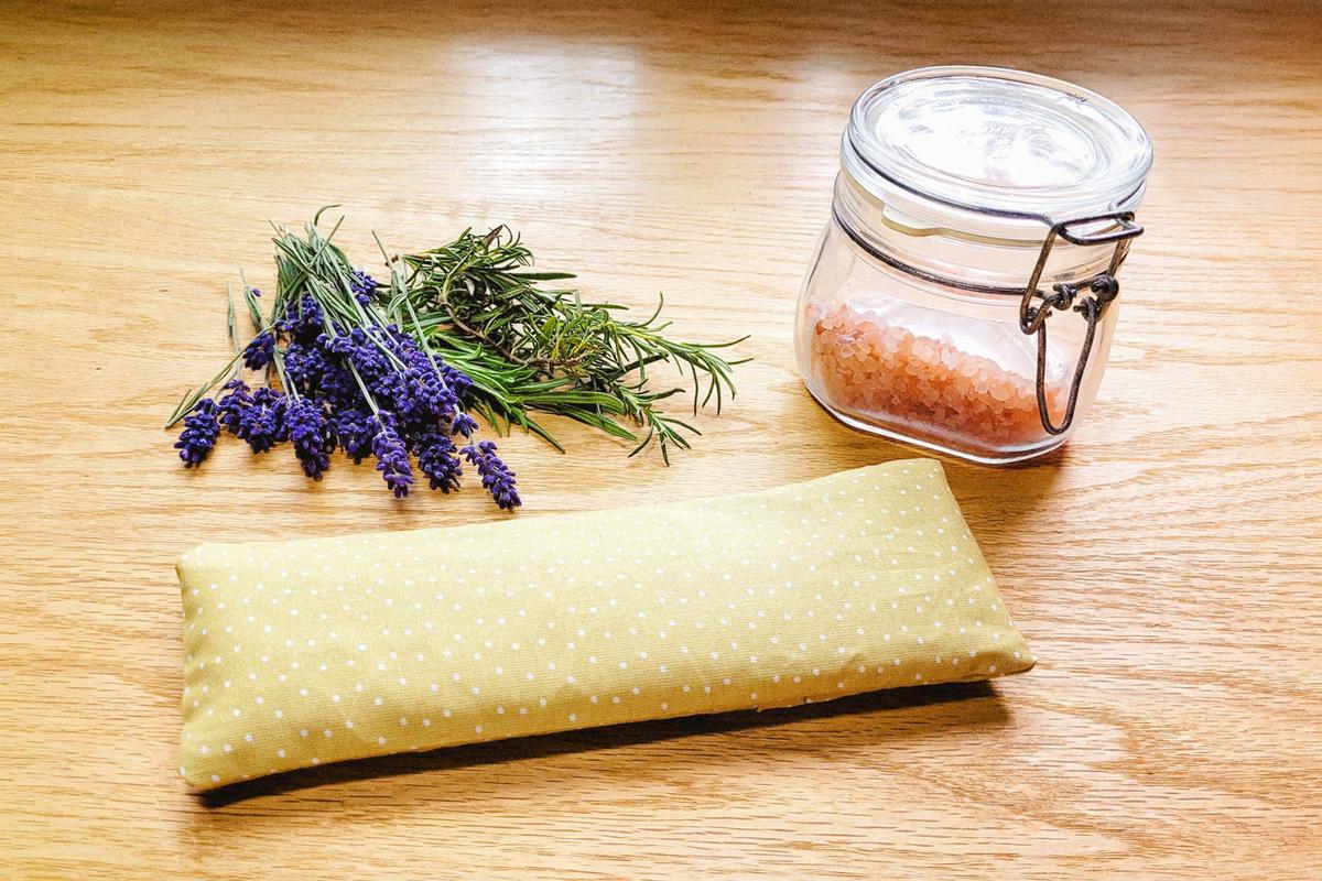 The 8-Minute Reset: Make a Cooling Herbal Eye Sachet
